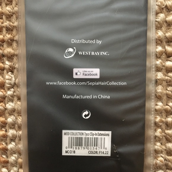 NWT 7-PC 18” CLIP-IN BLONDE HAIR EXTENSIONS - Picture 6 of 6